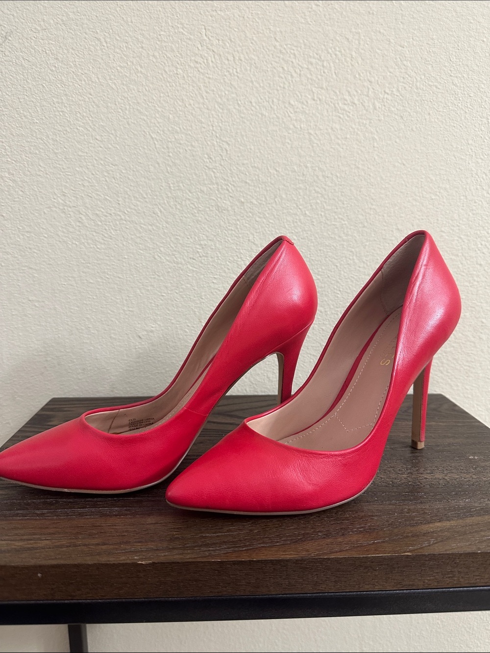 Charles David Red Pointed-Toe Stiletto Pumps